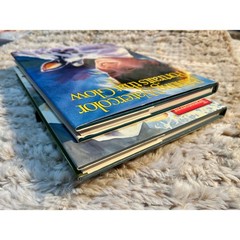Watercolor How-to Books – Blue Hardcover X2 – Watercolor Wheel + Portraits