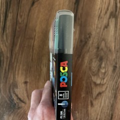 POSCA Uni PC-5M Water-Based Paint Markers (8 Pack) 1.8-2.5mm – Brand New