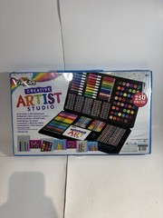 Cra-Z-Art Creative Artist Studio 250 Piece Set – As Pictured
