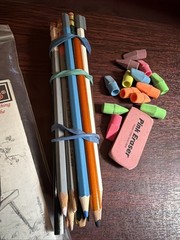 General’s Drawing Art Starter Kit – Pictured Lot With Erasers