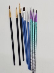 Royal Mythos Brush With LIFESTYLE Pouch