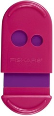 Fiskars 12-95900J Mess-Less Double Pencil & Crayon Sharpener 3pcs. Random Colors