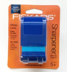 Fiskars 95900 Mess Less Pencil or Crayon Sharpener School Art 4pcs.
