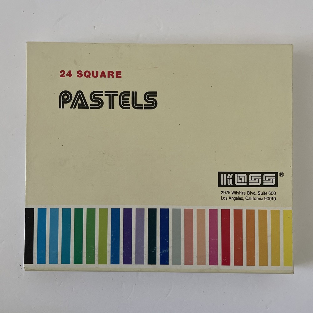 Vintage BKOSS 24 SQUARE PASTELS . MADE IN KOREA With Box