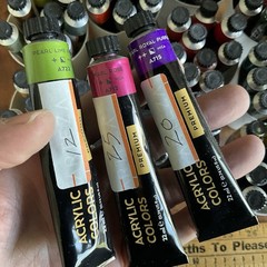 Arteza 80+ Acrylic Colors Paint 22 ml .74 US fl oz Slightly Used