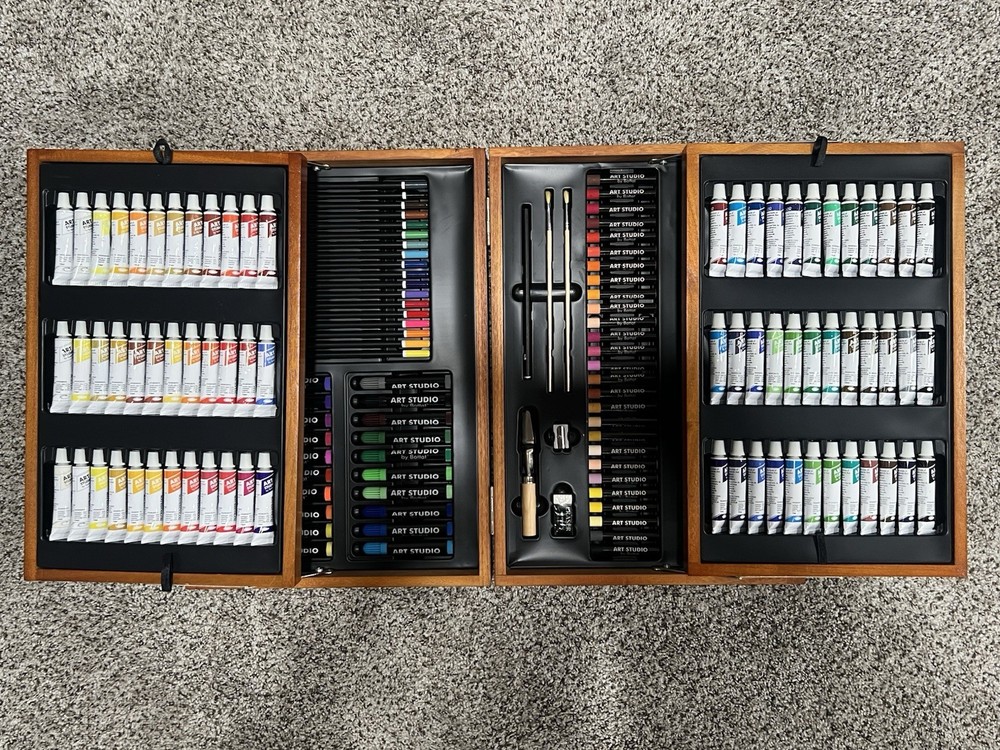 Art Studio By Battat Art Kit With Oil Watercolors Pastels Colored Pencils