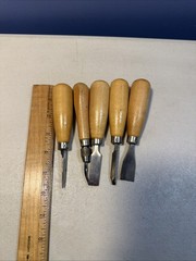VTG SPEEDBALL PRINTMAKING LOT: NO 49 4″ BRAYER ROLLER BOXED + 5 LINO CHISELS