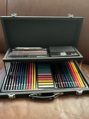Deluxe Sketch Draw Art Set With Wooden Case