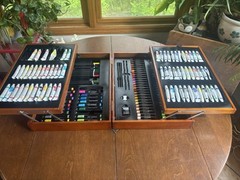 Oil Paint Watercolor & Acrylic Paint Tubes Oil Pastels Art Set In Wood Case