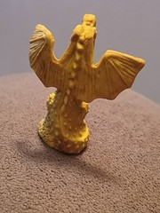 dragon eraser Yellow figure Spread Wings USA Pencil Topper Flying