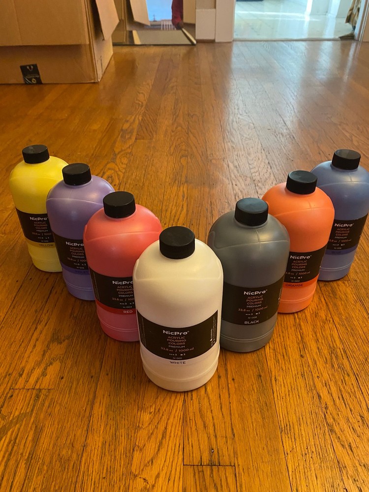 NicPro Premium Acrylic Pouring Paint. 7 Great Colors 33.8 oz Large New Unopened