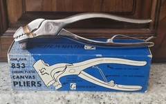 Grumbacher 853 Chrome Plated Canvas Pliers Japan Boxed EXCELLENT!