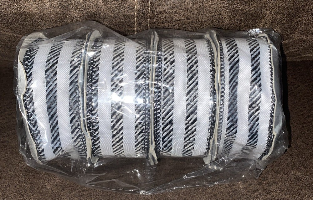 x4 Wondershop Black and white striped ribbon 1.5” x 15” wired edge bows wreath