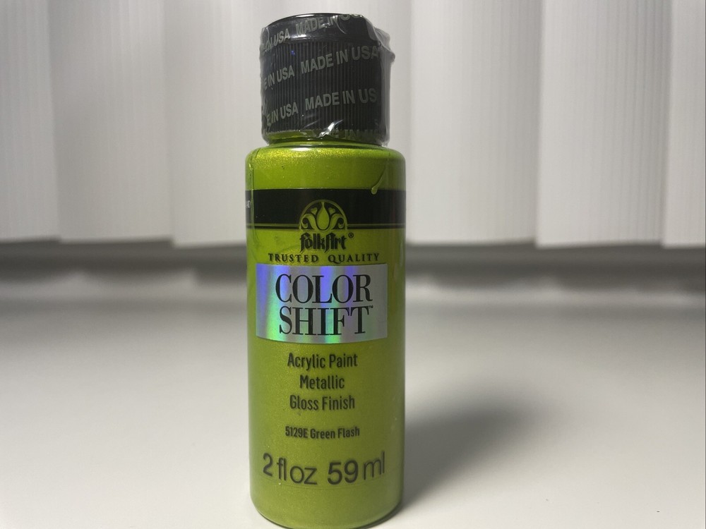 Sealed FolkArt Color Shift Acrylic Paint 2 FL OZ Metallic 5129E Green Flash