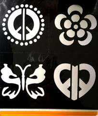 Arts Crafts Butterfly Heart Flower Fabric Stencils 3-Pack 7Pieces Apparel Design