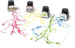 4-Bottle Drawing Ink Set in Vibrant Primary Colors – Ideal for Illustrators