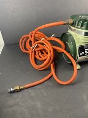 Sears 283.150560 1/10 HP Horsepower Art Paint Airbrush Compressor Sprayer Kit