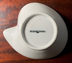 Golden Panda Classic Ceramic Water Basin: 7.25” with Brush Cleaning Formed In