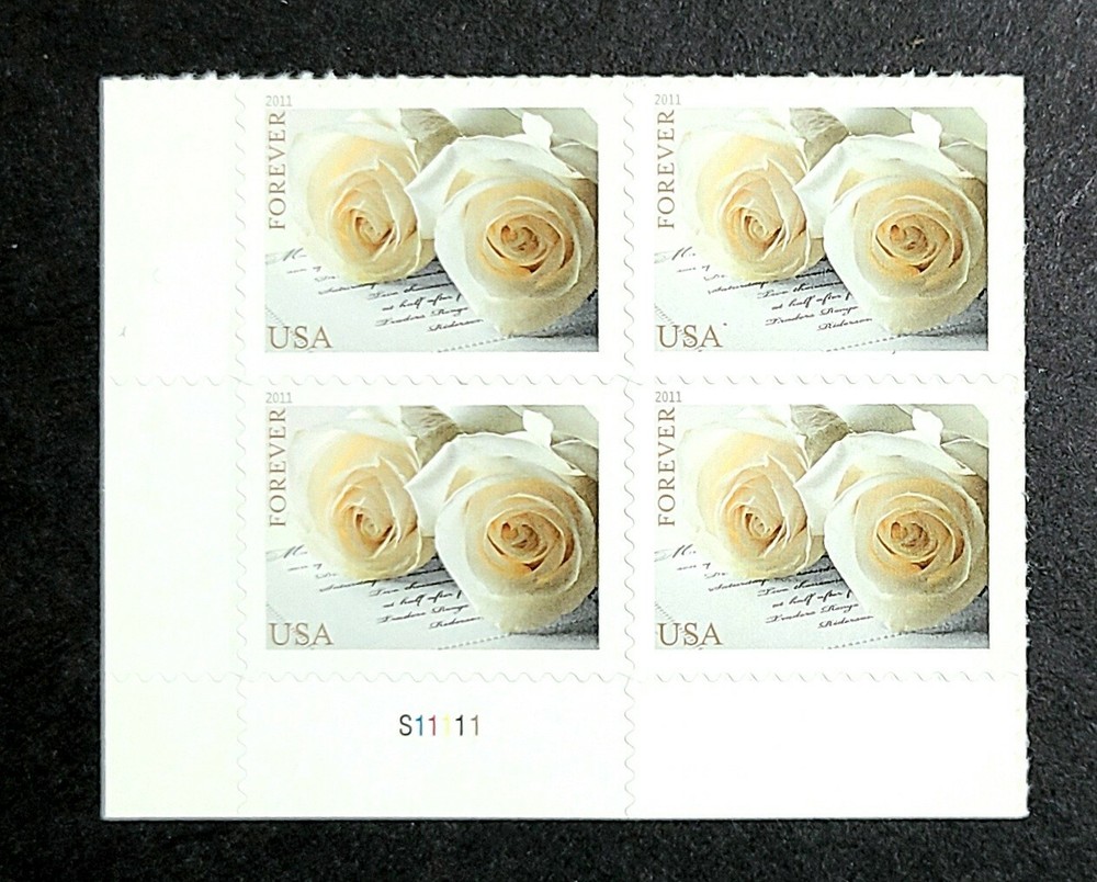2011 RARE Plate Block 4520! MNH US Stamps! LOVE – Wedding Roses! BV $25