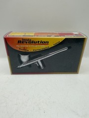 Iwata Revolution HP-CR Dual Action Gravity Feed Airbrush R4500 New Open Box