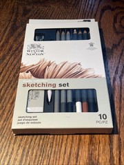 Winsor & Newton Studio Collection Sketching Set – 10 Pieces New Artist Quality