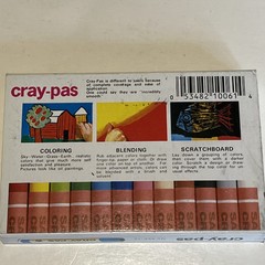 COLLECTION OF ART OIL PASTEL COLOR STICKS CRAY-PAS, SAKURA, PRISMACOLOR NUPASTEL