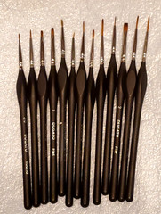13 DUGATO Proffesional Fine Detail paintbrushes Flat, Round & Liners, all paints