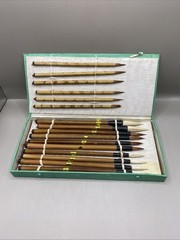 75 Year Old Artist Calligraphy Set 16 Brush Watercolor Made Of Sable Bamboo
