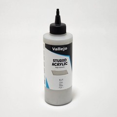 Vallejo Studio Acrylic Silver Color – 200ml – #939