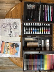 Art 101 – 151-piece Set with Wood Case, Pencil, Pastel Art Fold out Complete