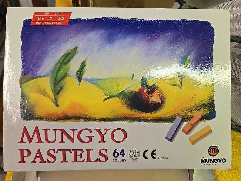 MUNGYO B441R078-7003A Non Toxic Square Chalk, Soft Pastel – Assorted (64 Pack)