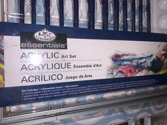 Royal & Langnickel Acrylic Painting Aluminum Clamshell Set – 31 pieces