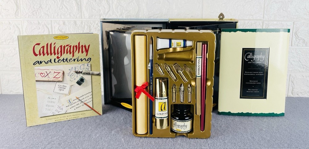 Calligraphy And Lettering Set By The Art And Craft Library