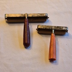Lot 2 Vintage Speedball Hunt Mfg Co Brayers 5.75” 3.75” Rubber Ink Rollers USA