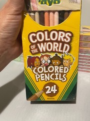 NEW Crayola Colored Pencils 24 Pencils Nontoxic Teachers Students Art Drawing