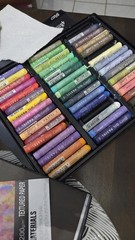 MUNGYO Gallery Professional Soft Oil Pastels, 48 Vibrant Assorted Colors