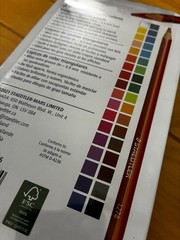 Staedtler 36 Triangular Colored Pencils Metal case. New.