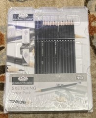 Royal & Langnickel(R) essentials Clear View Art Set-Sketching RD563