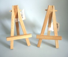 SET OF 2 MINIATURE EASELS…5″ TALL