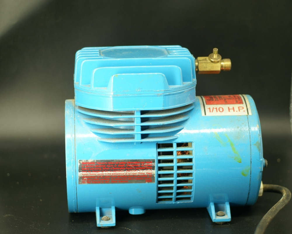 Paasche D500 Diaphram Airbrush Compressor 1/10 HP 3Amps