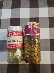 Glitterex Corporation Gold & Gold Red Glitter Aluminum Plastic USA Vtg Lot 2