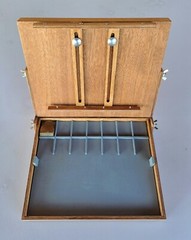 Pochade box for plein air painting, outdoor & portable artist easel