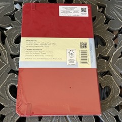 Moleskine Art Sketchbook Red 5×8 Hardcover 165gsm 104 Pages Elastic NEW