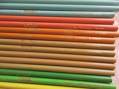 99 Crayola Colored Pencils ** Factory Sharpened ** Unused ** 33 Colors