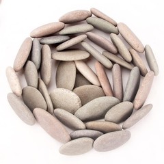 About 92-100 PCS River Rocks, 2″-3.3″ Flat Painting Stones, 18 Pounds