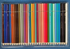 NEW- 72 Piece KALOUR 72 Piece Premium Colored Soft Core Pencil Set