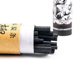 Vine Charcoal, Soft, Black 25 Charcoal Sticks for Drawing, Sketching, and Fine A