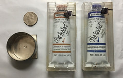 New 2 Grumbacher Vtg Pre-Tested Artist Oil Paint Tubes Blue -Sienna + pallet cup