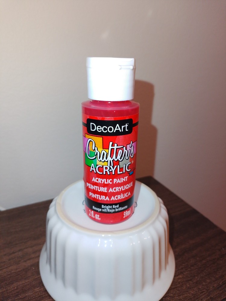 DecoArt Crafter’s Acrylic paint, Bright Red, 2fl.oz., sealed