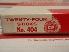 NIB💥VTG: Binney & Smith Assorted Colors Chalk 24 Piece Set #404 One Broken